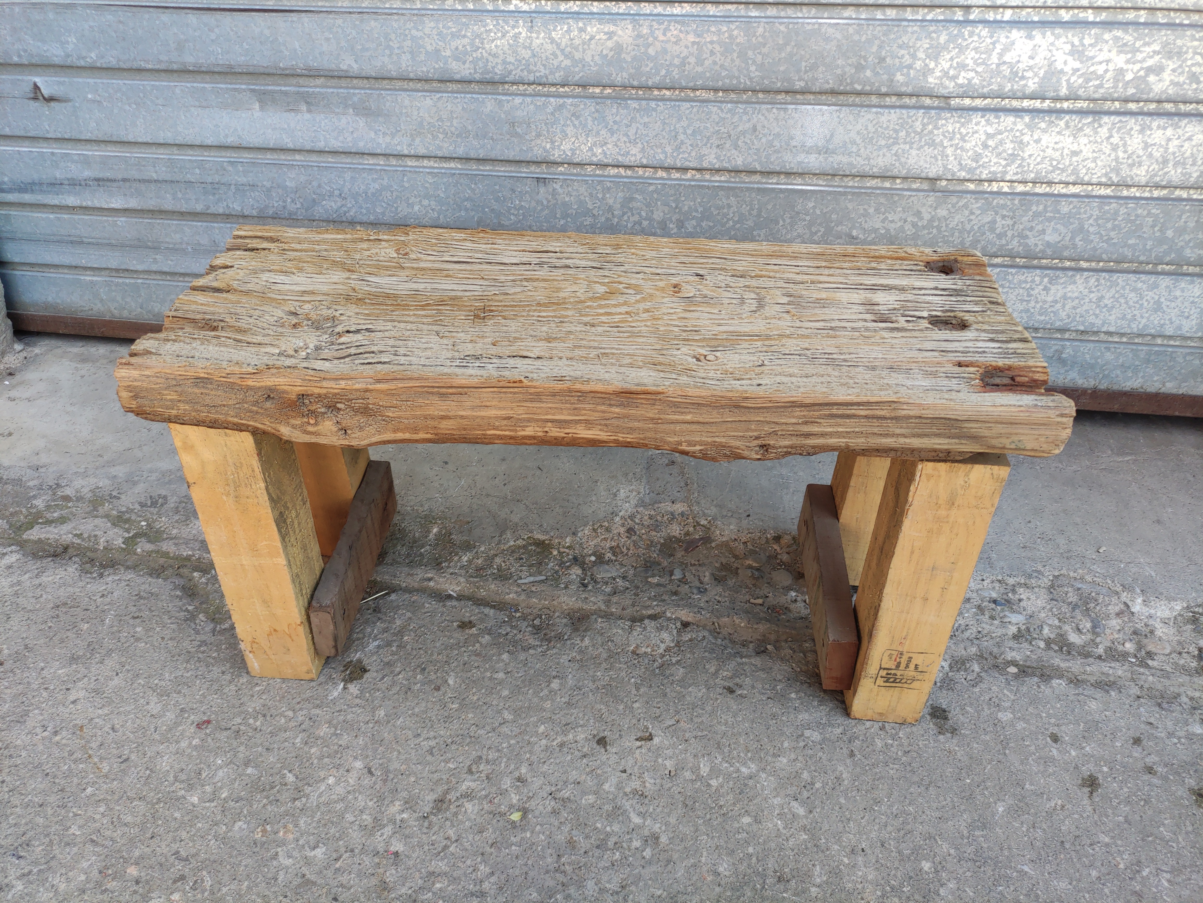 banco madera 40x72x27.5 1u